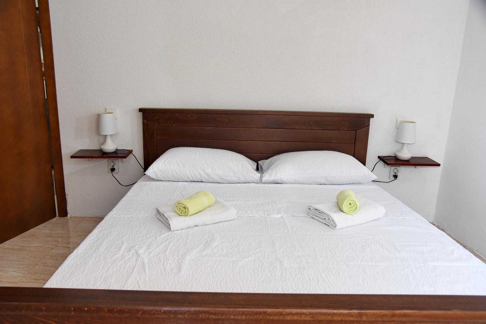 Apartments Sea Star Котор Екстер'єр фото